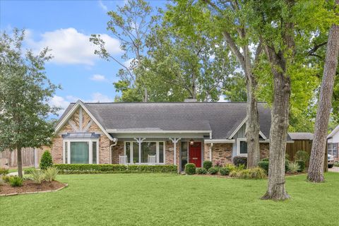 Photo of 1018 Ben Hur Drive, Spring Valley, TX 77055 (MLS # 98458851)