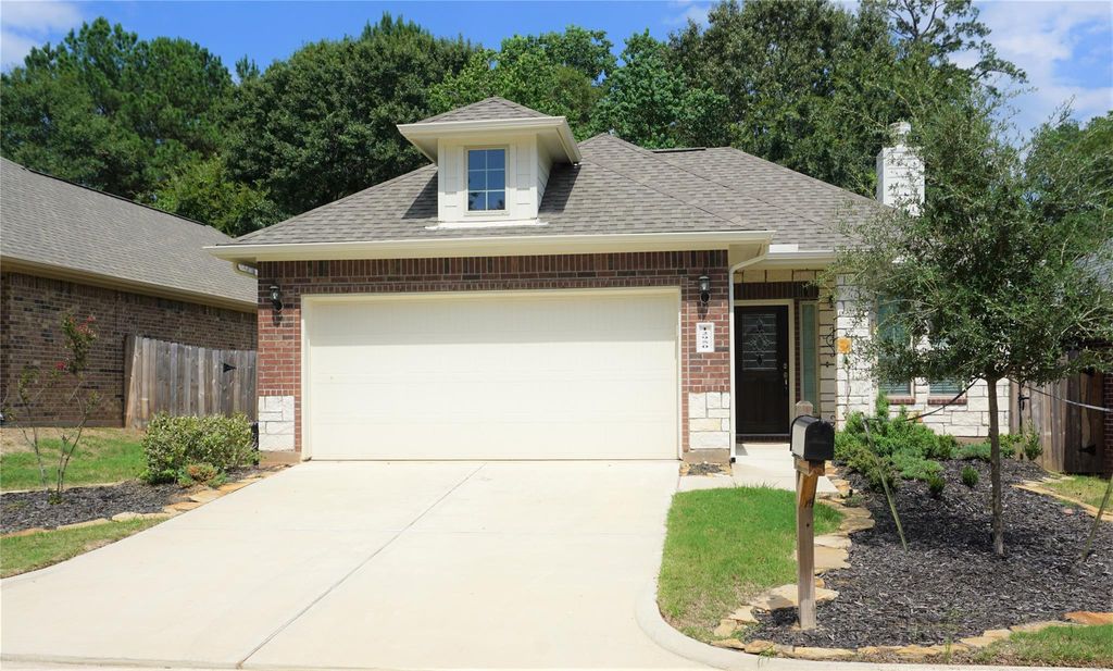 Photo of 12950 Shady Grove Lane, Montgomery, TX 77356 (MLS # 88731266)