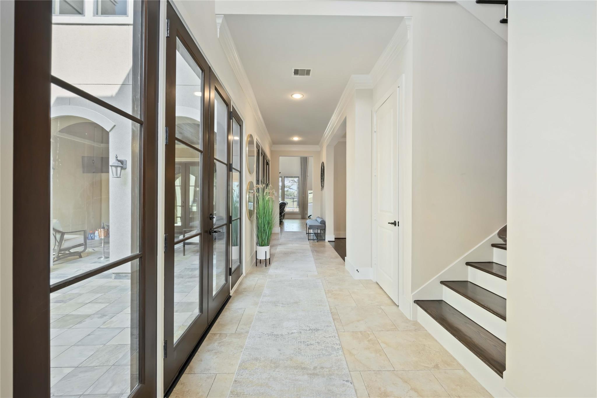 27414 Hollow Pass Ln