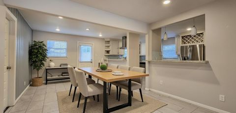 Photo of 1639 Walton Street, Houston, TX 77009 (MLS # 92715733)