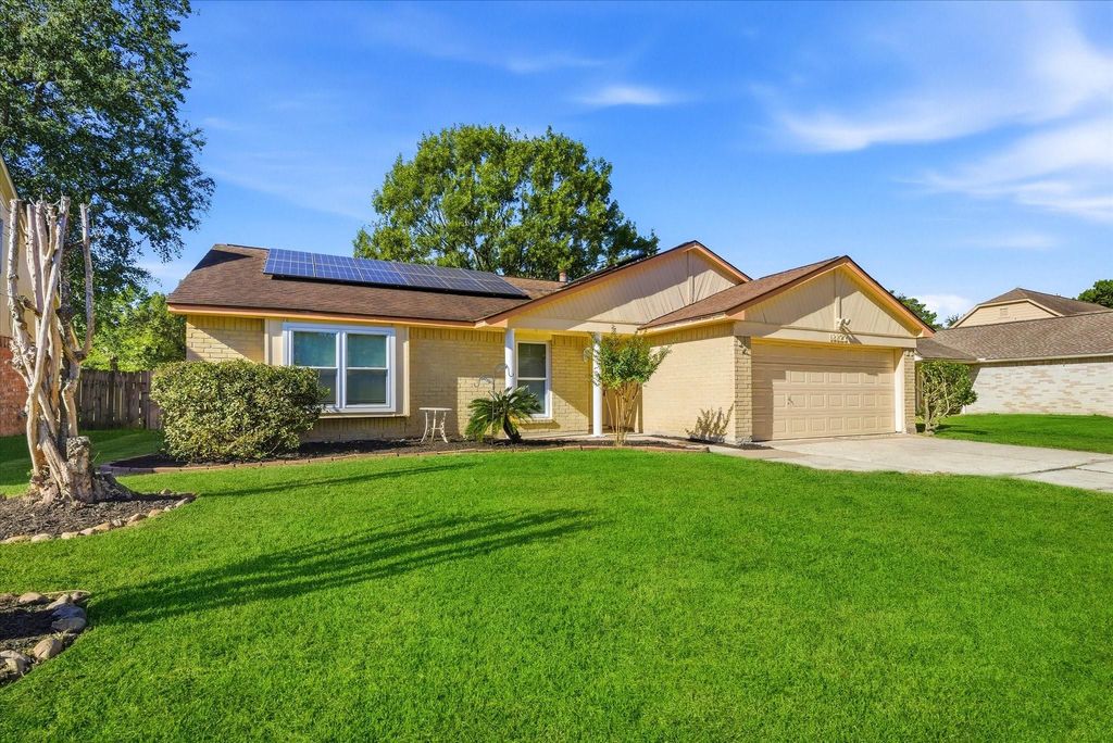 Photo of 18823 Long Trace Drive, Humble, TX 77346 (MLS # 98266095)