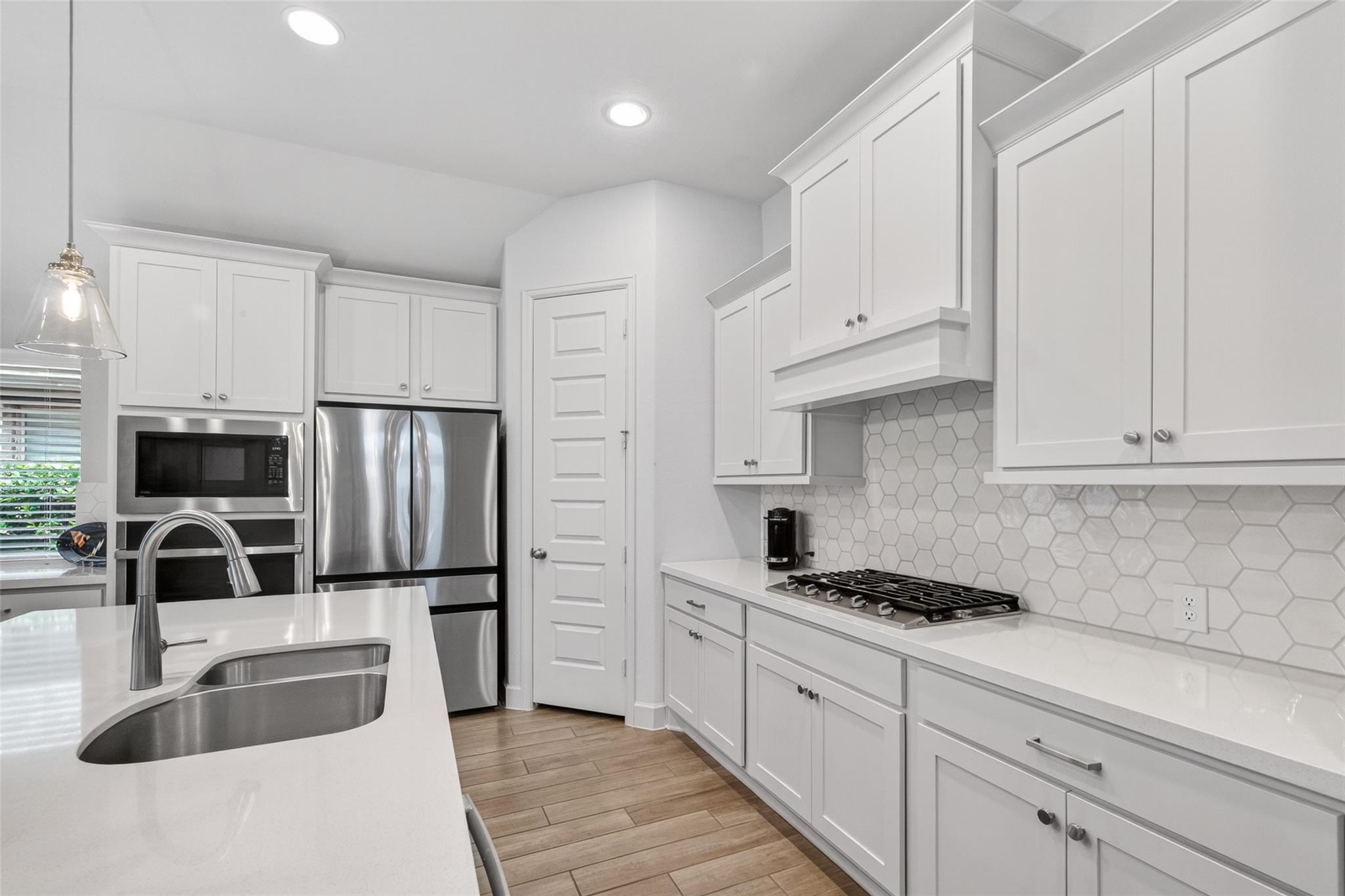 2826 Acacia Grove Drive