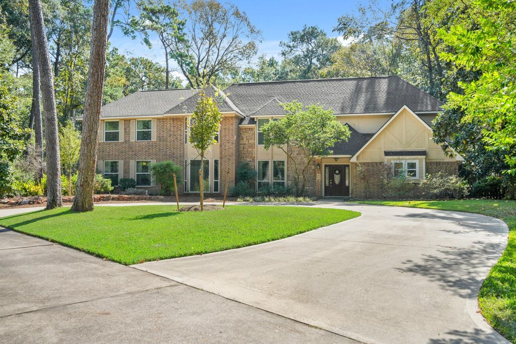 Photo of 2915 Kings Forest Drive, Houston, TX 77339 (MLS # 14628105)