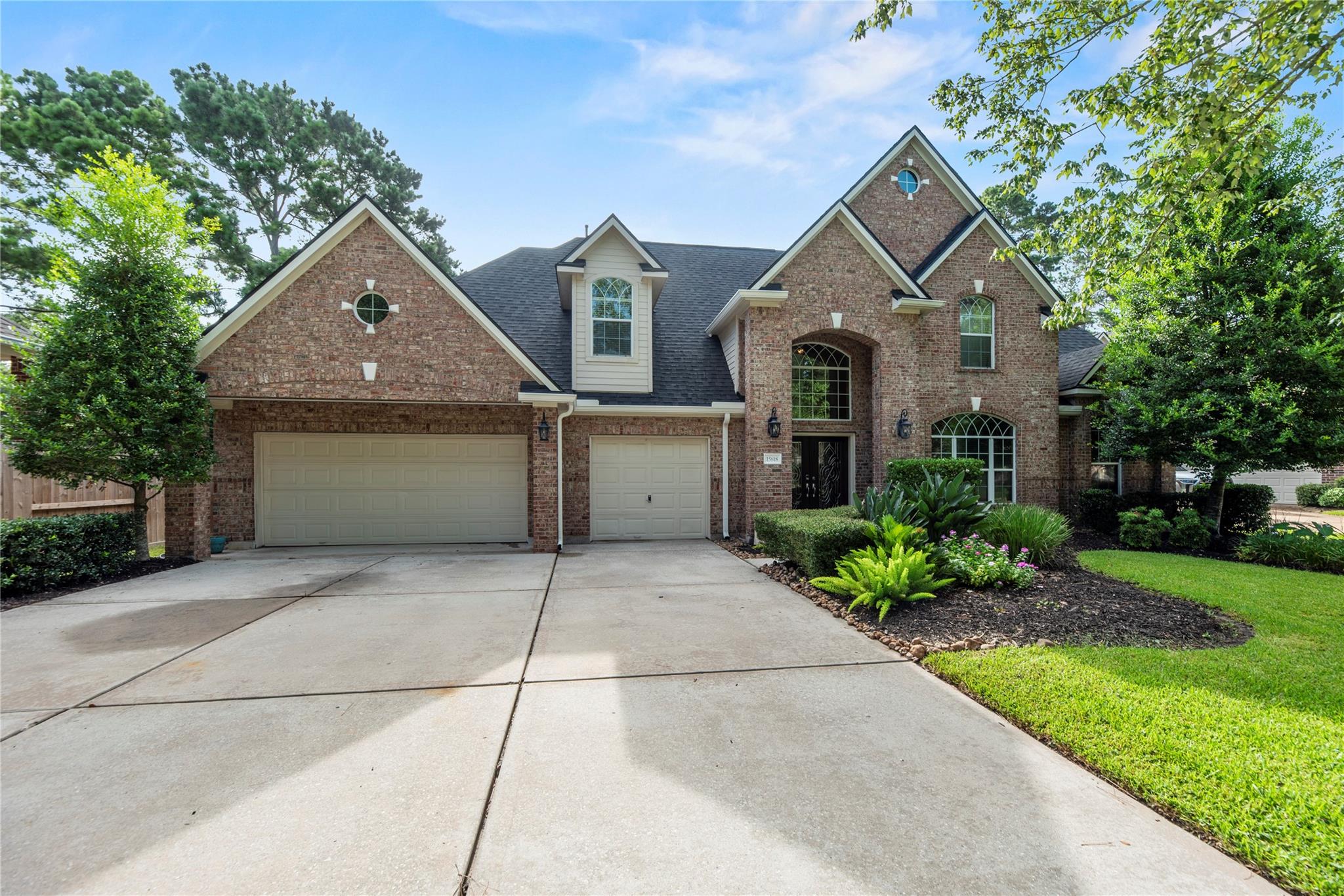 15618 Stable Lake Drive