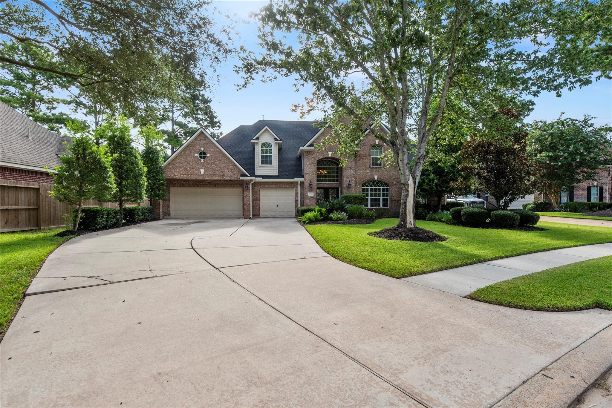 15618 Stable Lake Drive