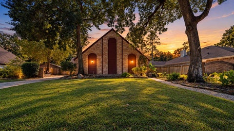 Photo of 8119 Dorrcrest Lane, Houston, TX 77070 (MLS # 18990051)