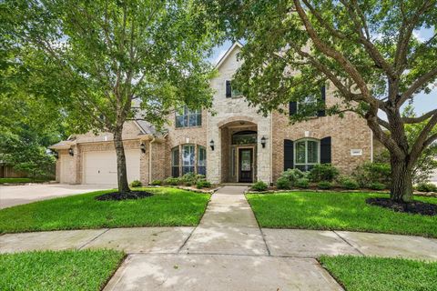 Photo of 20803 S Amber Willow Trail, Cypress, TX 77433 (MLS # 62396093)