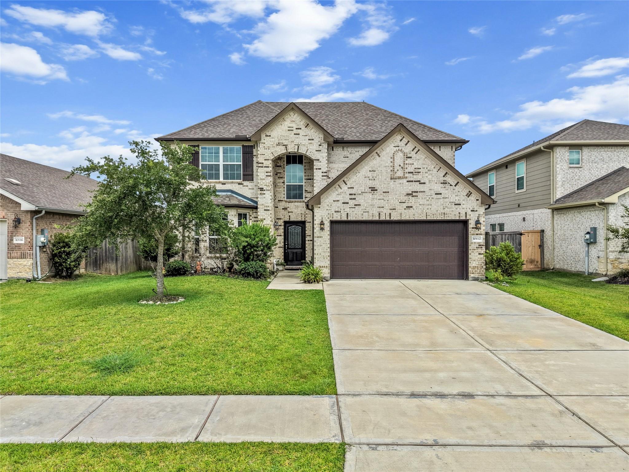 10112 Hermann Trace