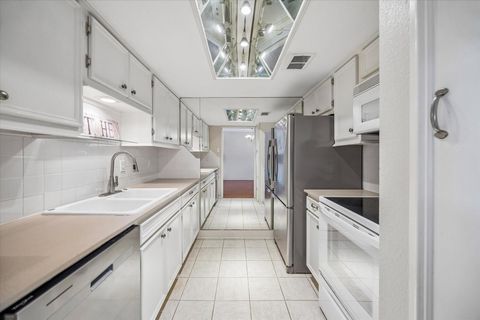 Tiny photo for 2238 S Piney Point Road #204, Houston, TX 77063 (MLS # 6841272)