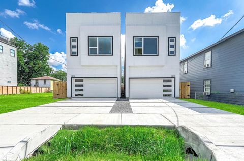 Photo of 3619 Bremond Street, Houston, TX 77004 (MLS # 19031867)