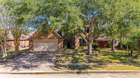 Property photo of 1605 Gatecreek Drive, Pearland, TX 77581