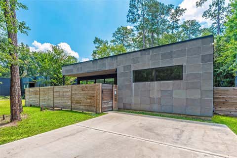 Photo of 1601 Beech Drive, Conroe, TX 77385 (MLS # 54492562)