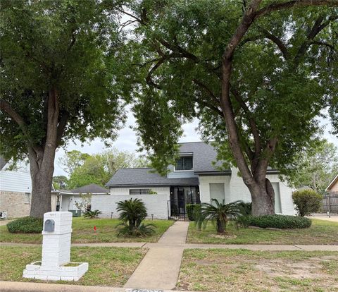 Photo of 15111 Chasehill Drive, Houston, TX 77489 (MLS # 10649240)