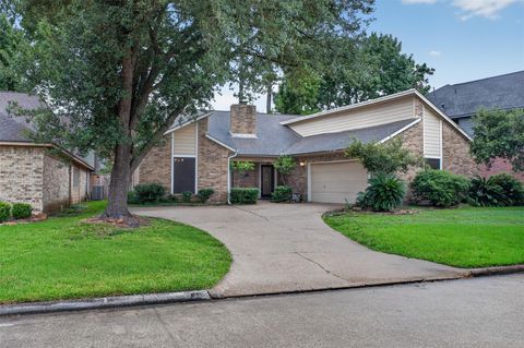 Photo of 8819 Mile Run Road, Humble, TX 77346 (MLS # 39544820)
