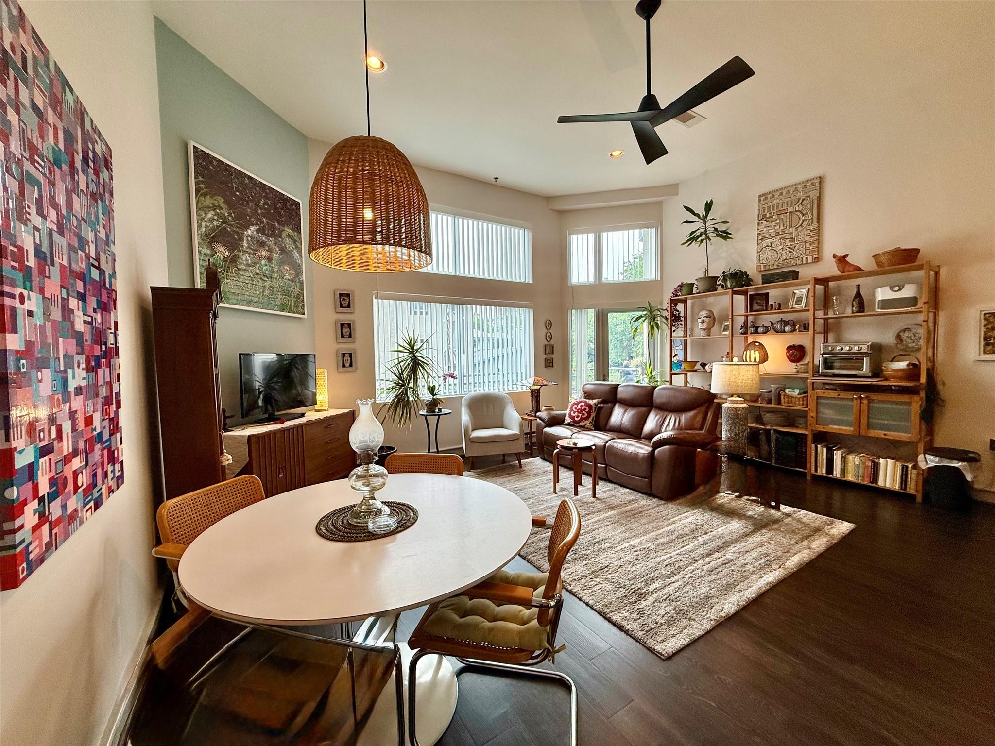 3311 Yupon Street 315