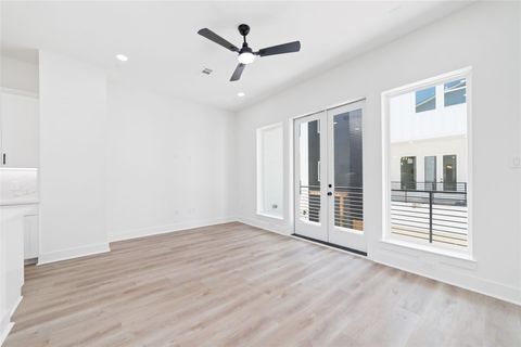 Tiny photo for 812 Elkhart Street #E, Houston, TX 77091 (MLS # 94929521)