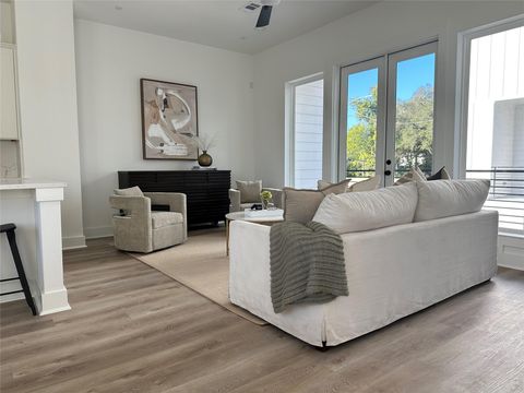 Tiny photo for 812 Elkhart Street #E, Houston, TX 77091 (MLS # 94929521)