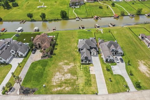 Photo of 11599 Renaissance Drive, Montgomery, TX 77356 (MLS # 10741408)