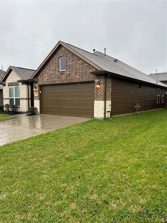 21210 Fox Hillside Way