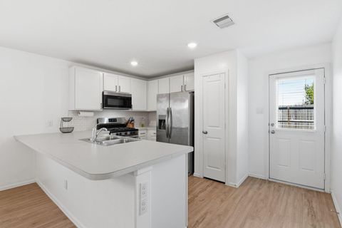 Tiny photo for 14427 Woodcott Warren Way, Rosharon, TX 77583 (MLS # 45969508)