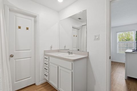 Tiny photo for 14427 Woodcott Warren Way, Rosharon, TX 77583 (MLS # 45969508)