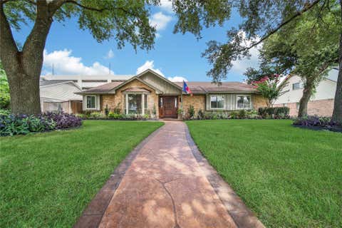 Photo of 2415 Brookmere Drive, Houston, TX 77008 (MLS # 13105966)