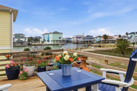 Photo of 16630 Jamaica Inn Road, Jamaica Beach, TX 77554 (MLS # 5981928)