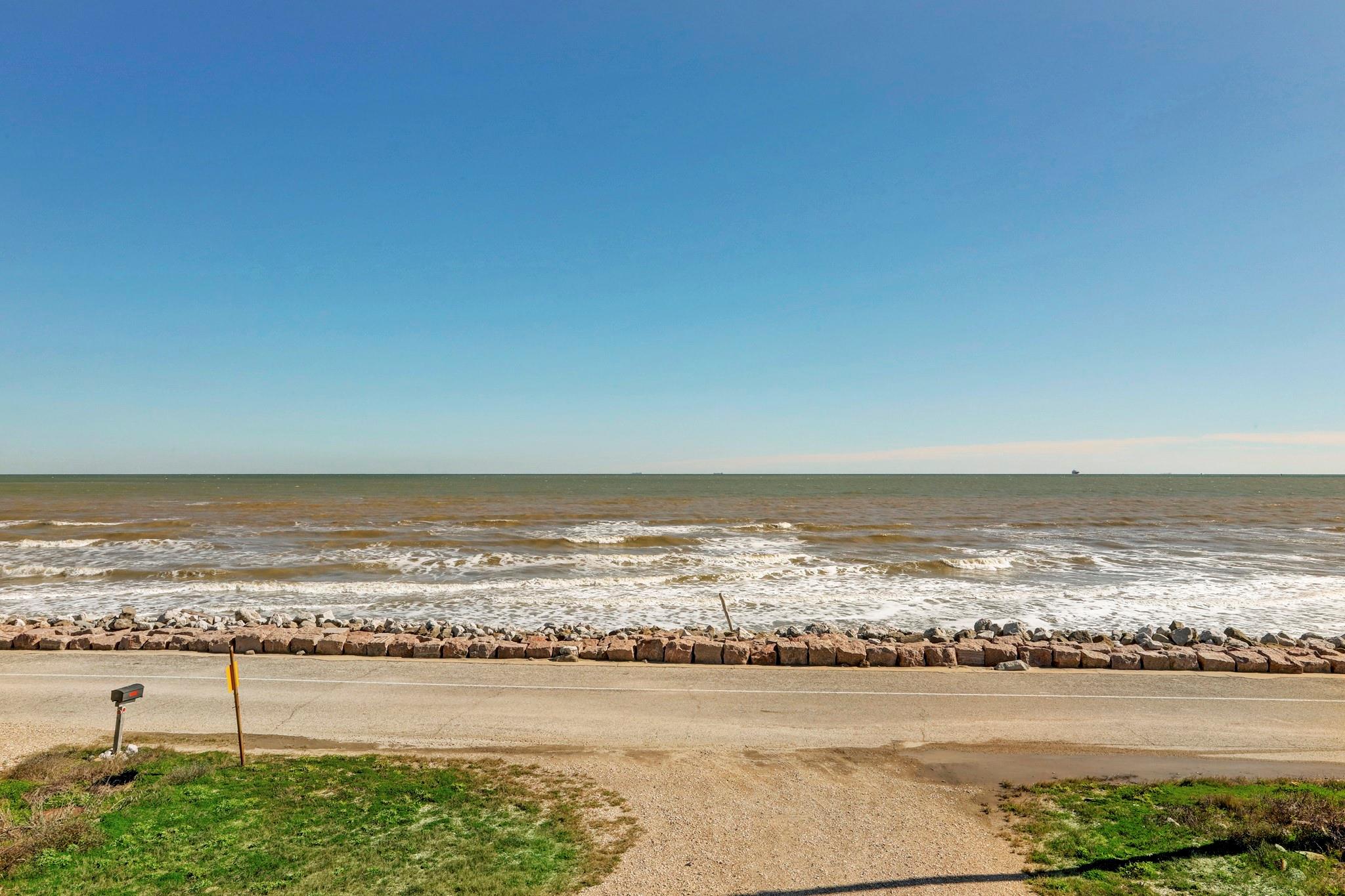 814 Beach Drive