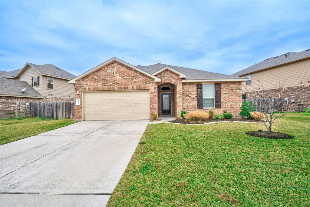 Photo of 24311 S Newcastle Bay Trail, Spring, TX 77389 (MLS # 10033350)