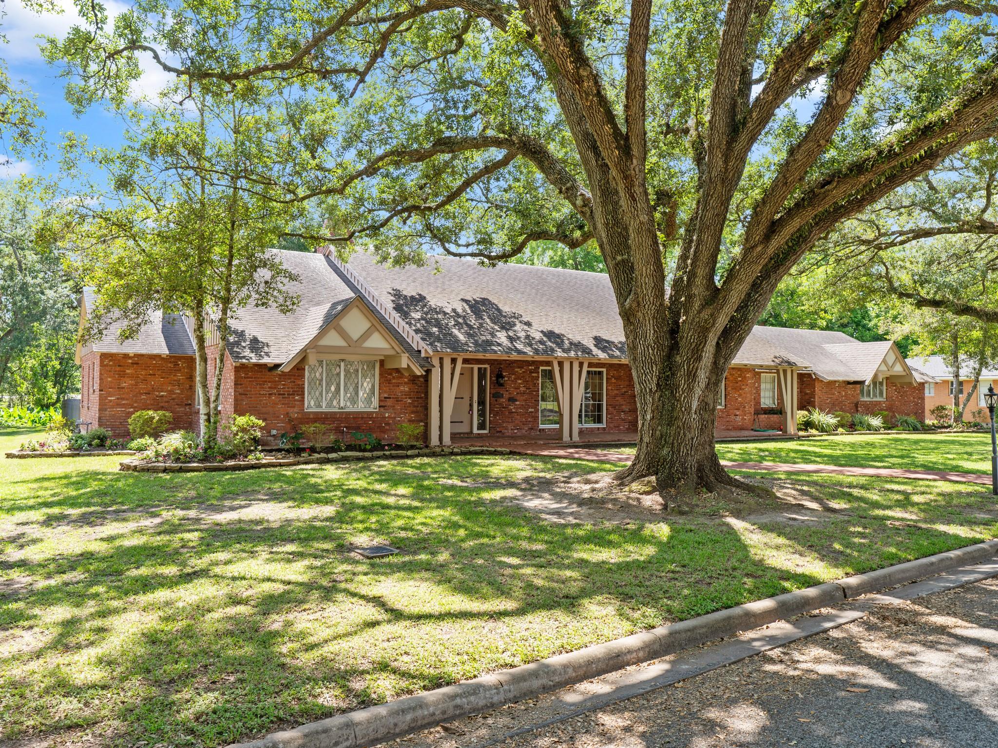 2310 Oak Drive