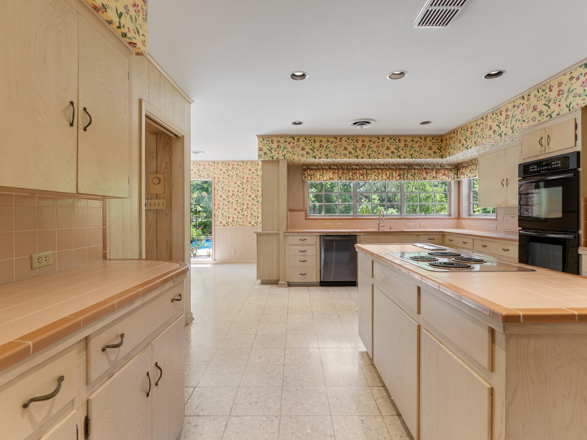 2310 Oak Drive