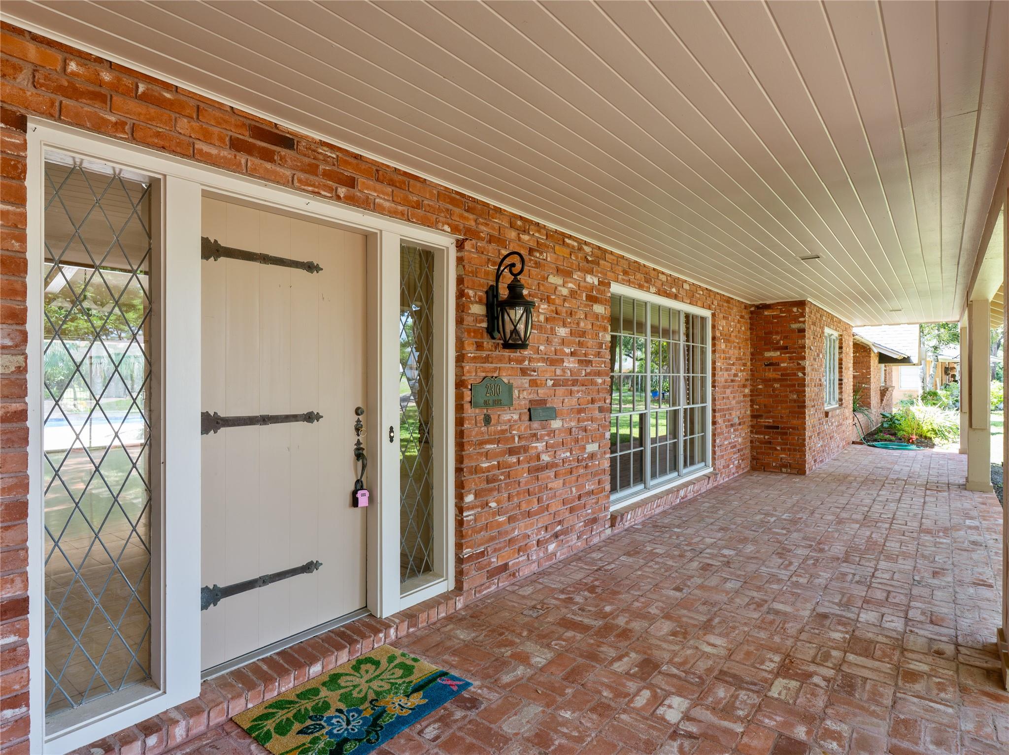 2310 Oak Drive