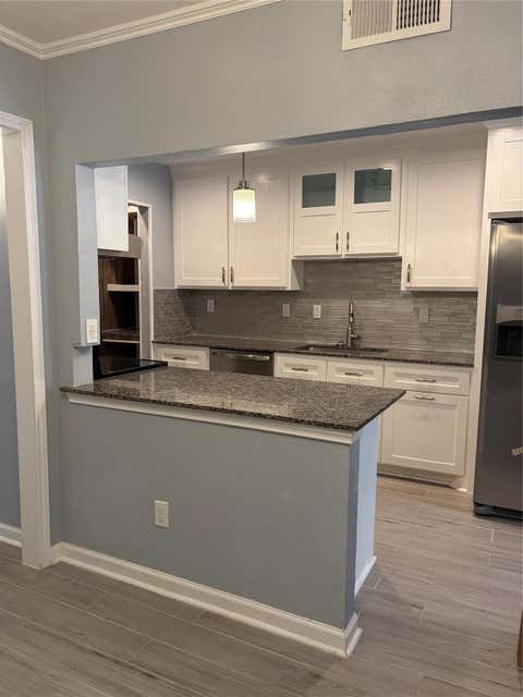 Photo of 11540 Chimney Rock Road #124, Houston, TX 77035 (MLS # 83448030)