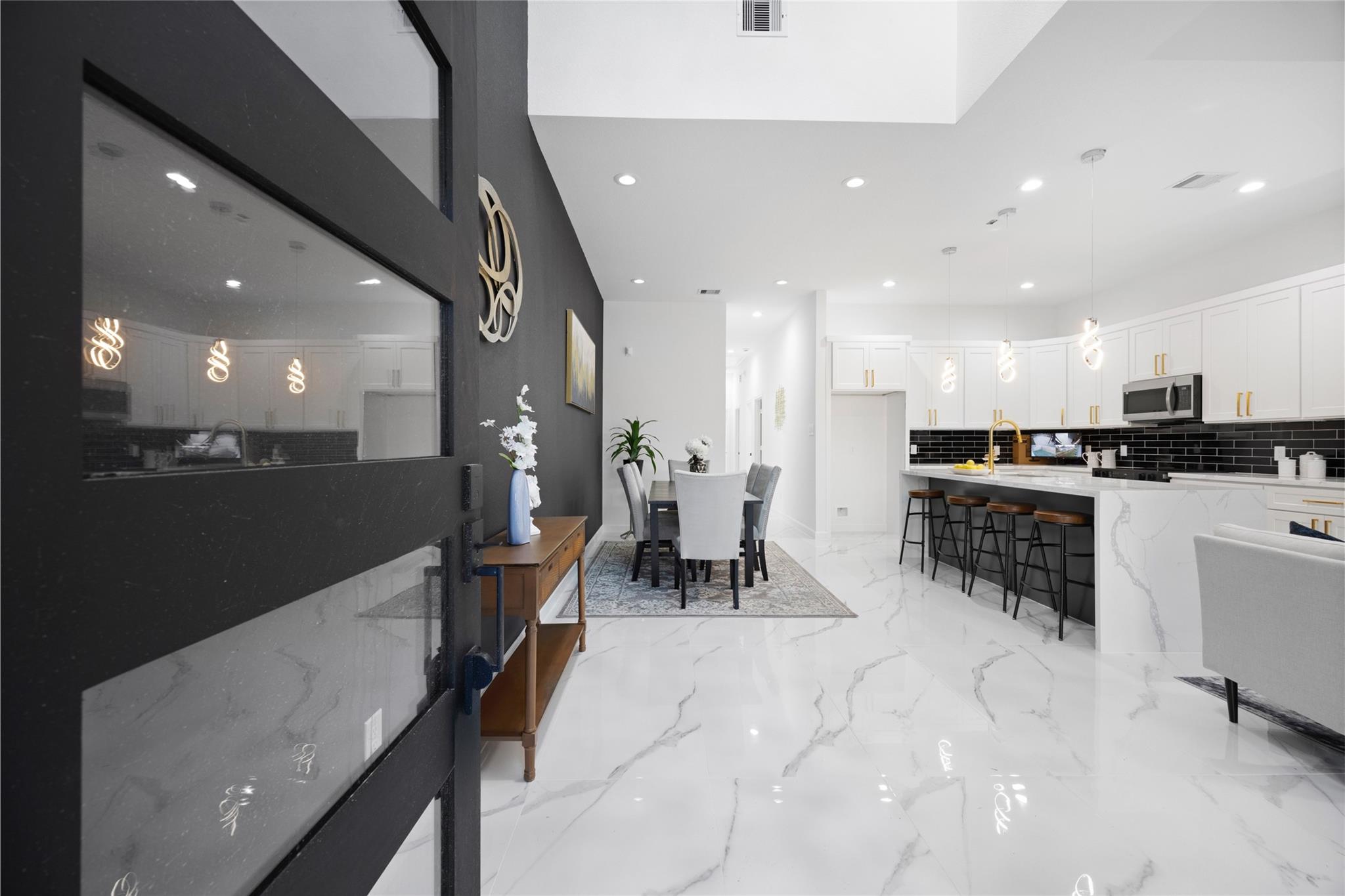 5125 Doolittle Boulevard