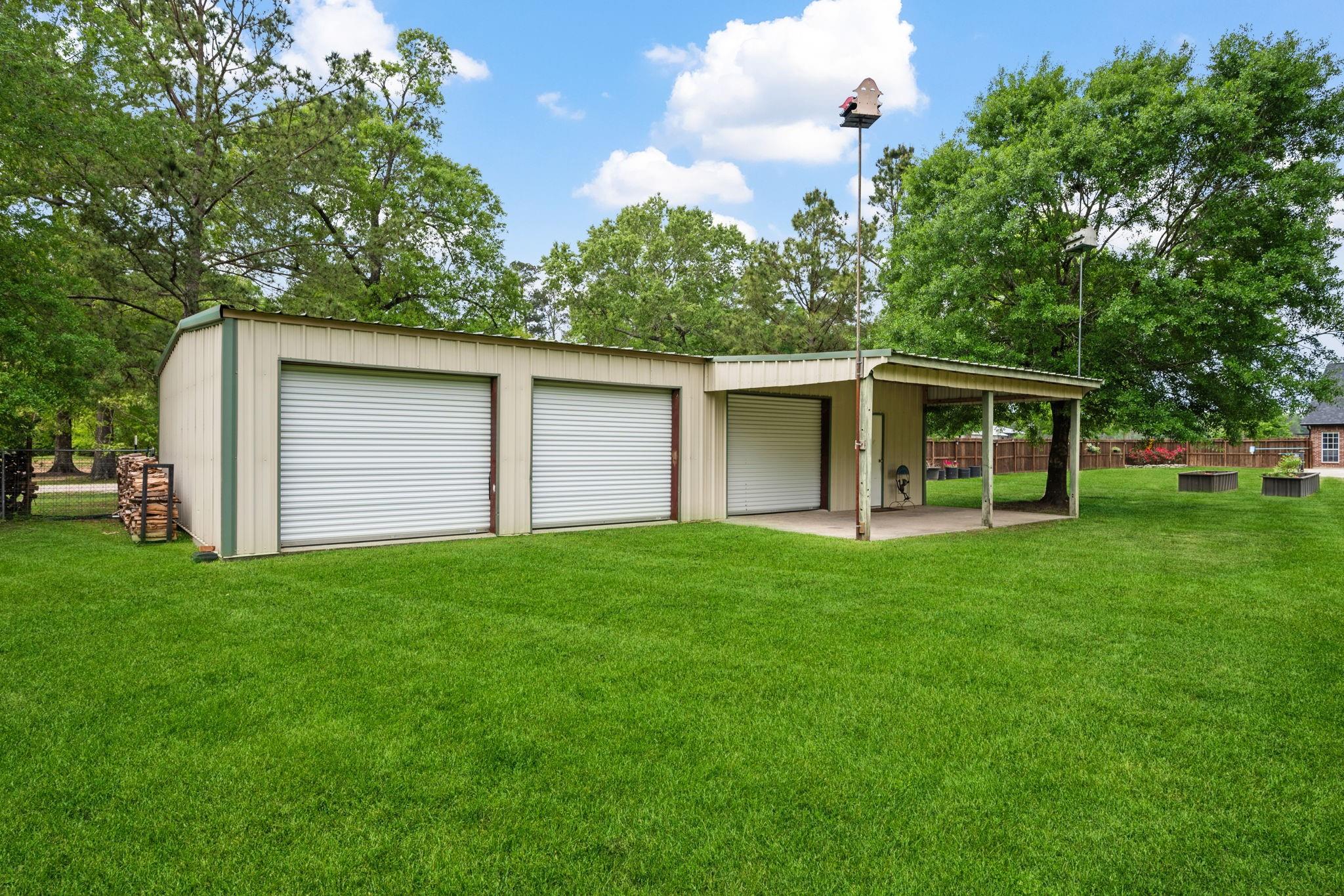 658 County Road 2216