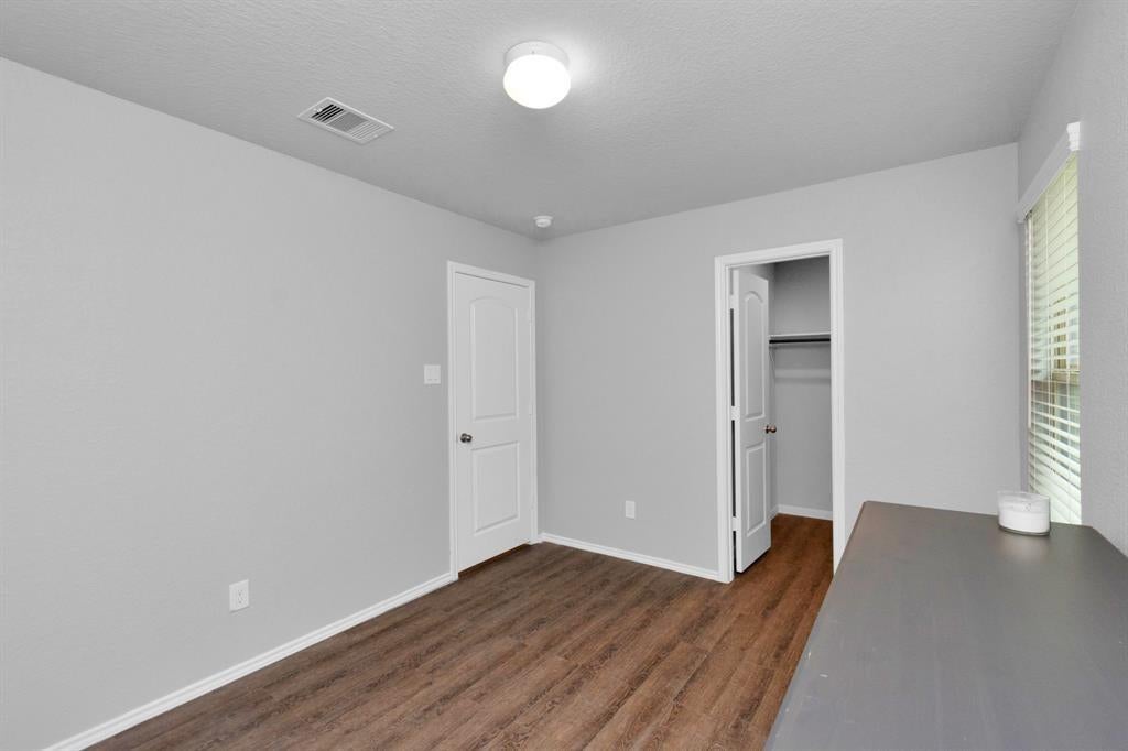 21506 Hartford Hollow Lane