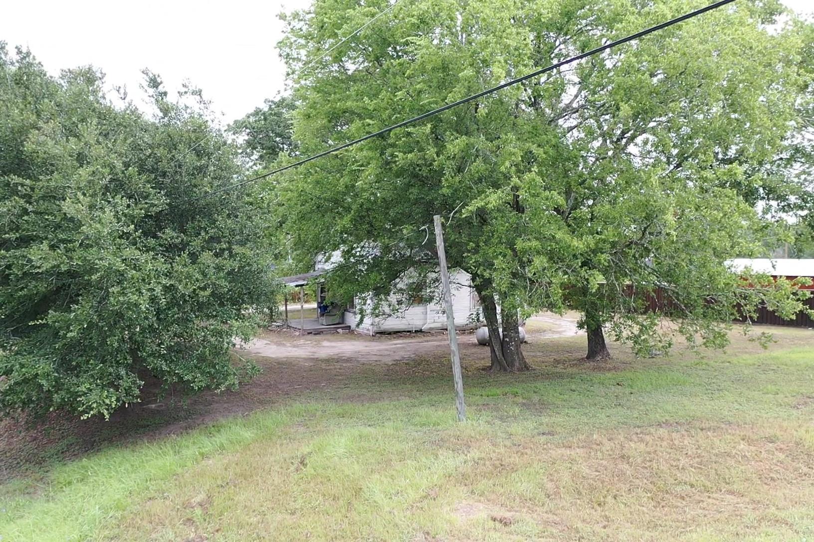 9699 & 9693 Hickory Loop