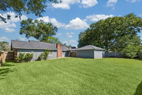 Tiny photo for 1730 Hilton Head Drive, Missouri City, TX 77459 (MLS # 94914523)