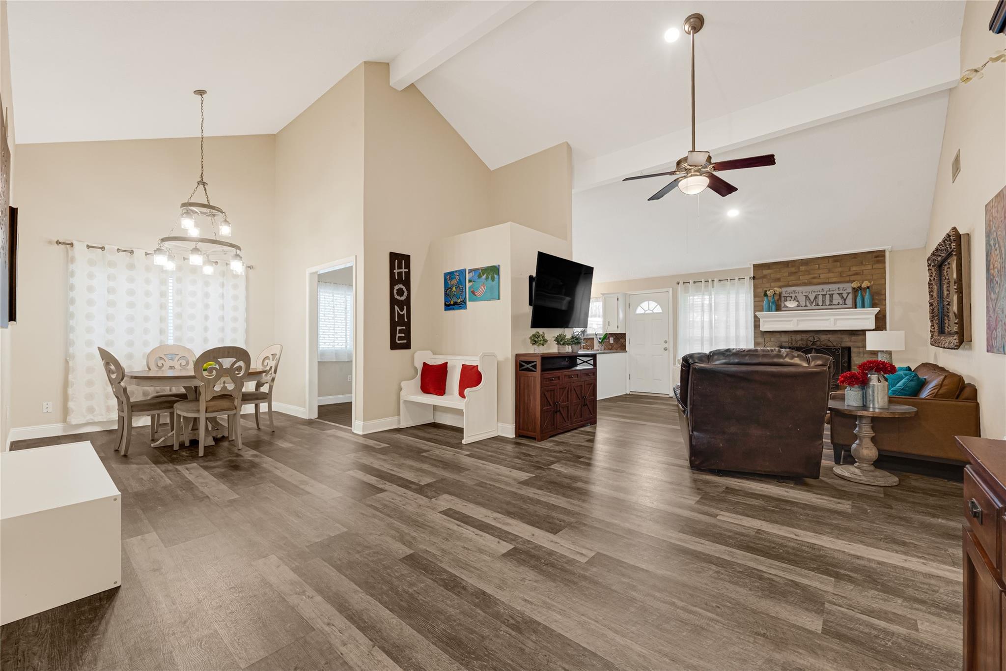 4007 Pin Oak Drive