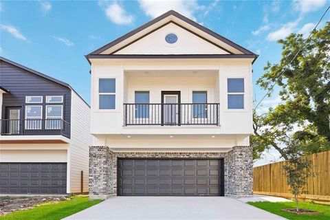 Photo of 2118 Dan Street, Houston, TX 77020 (MLS # 43601894)