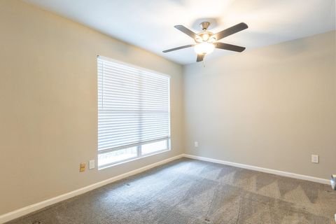 Tiny photo for 3900 Woodchase Drive #132, Houston, TX 77042 (MLS # 16627090)