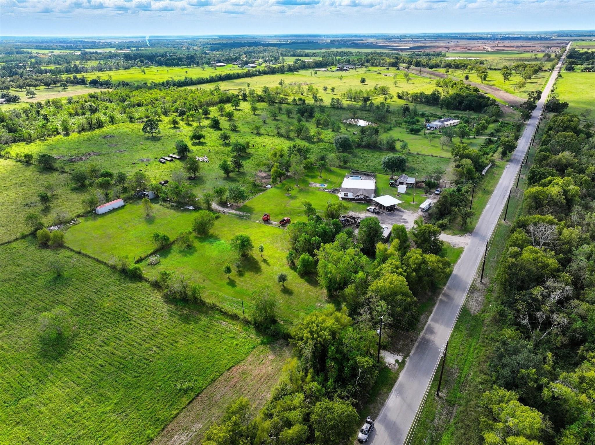 11715 County Road 48