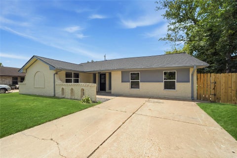 Photo of 13107 Boreas Drive, Houston, TX 77039 (MLS # 95738328)