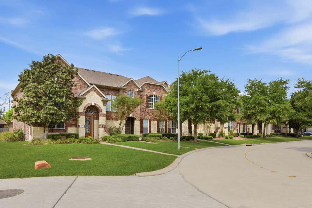 Photo of 16023 Powder Springs Lane, Houston, TX 77070 (MLS # 64198579)