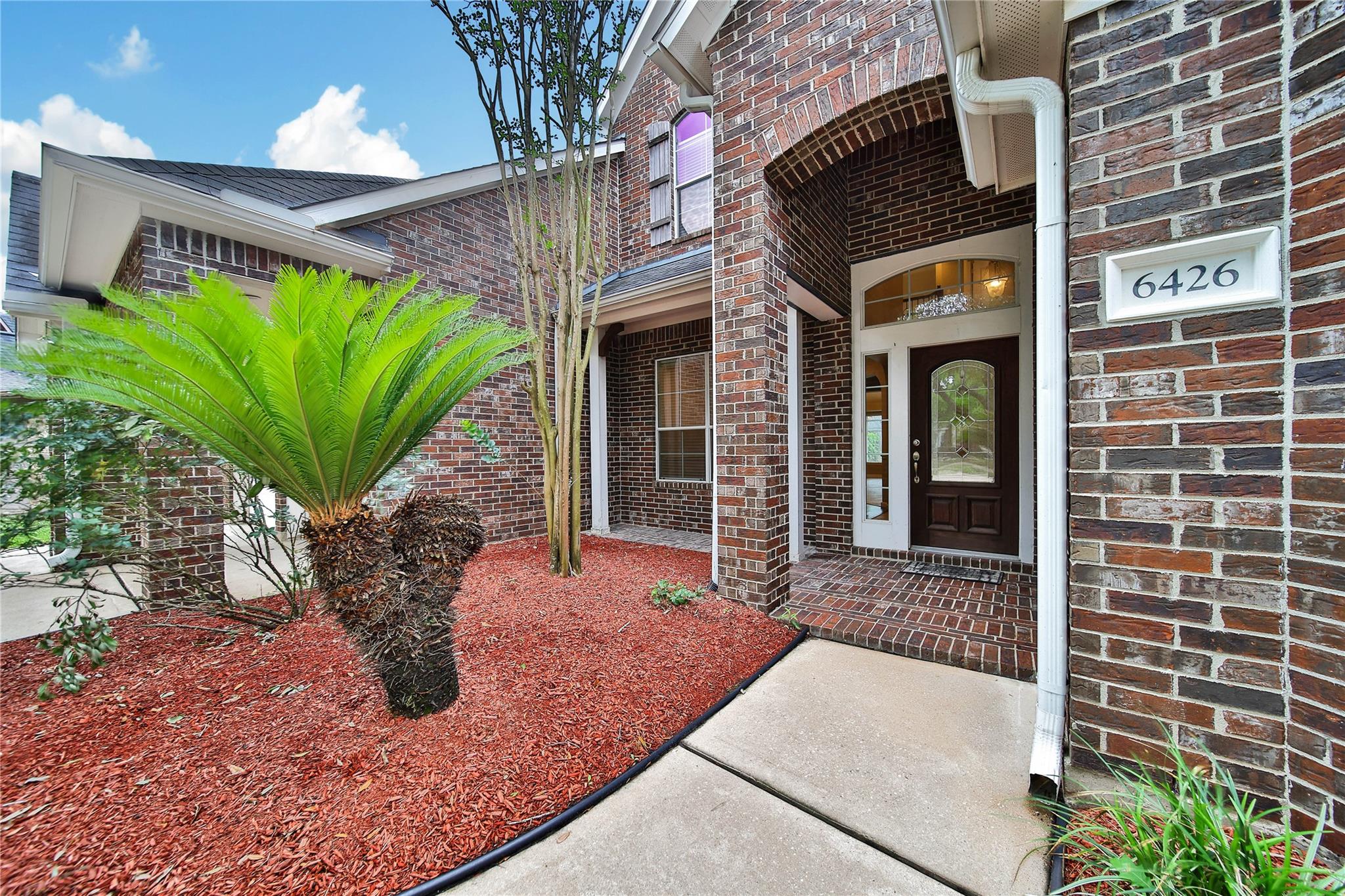 6426 Middlelake Court