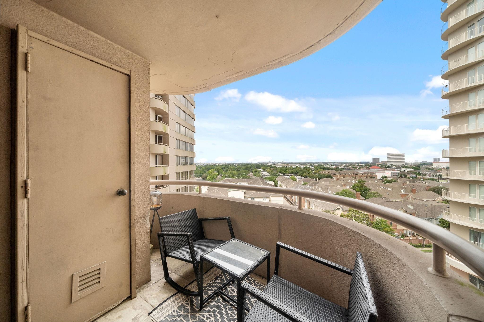 3525 Sage Road 1111
