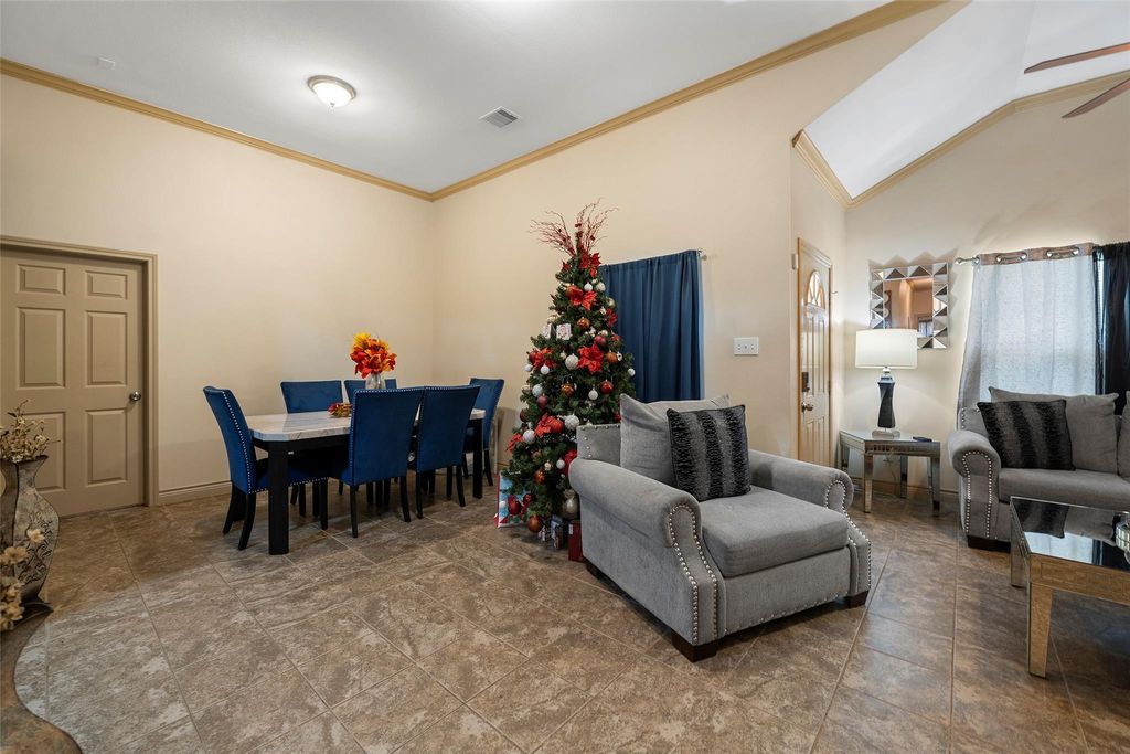 Photo of 1541 3rd St, Hempstead, TX 77445 (MLS # 77100139)