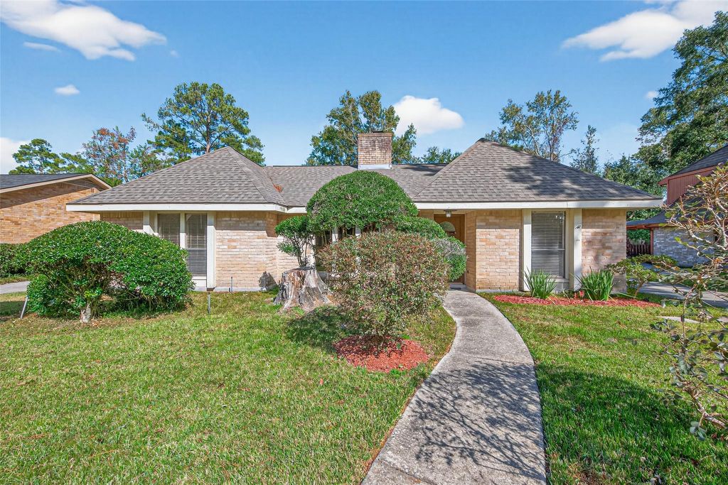 Photo of 3815 Brook Shadow Drive, Houston, TX 77345 (MLS # 73874573)