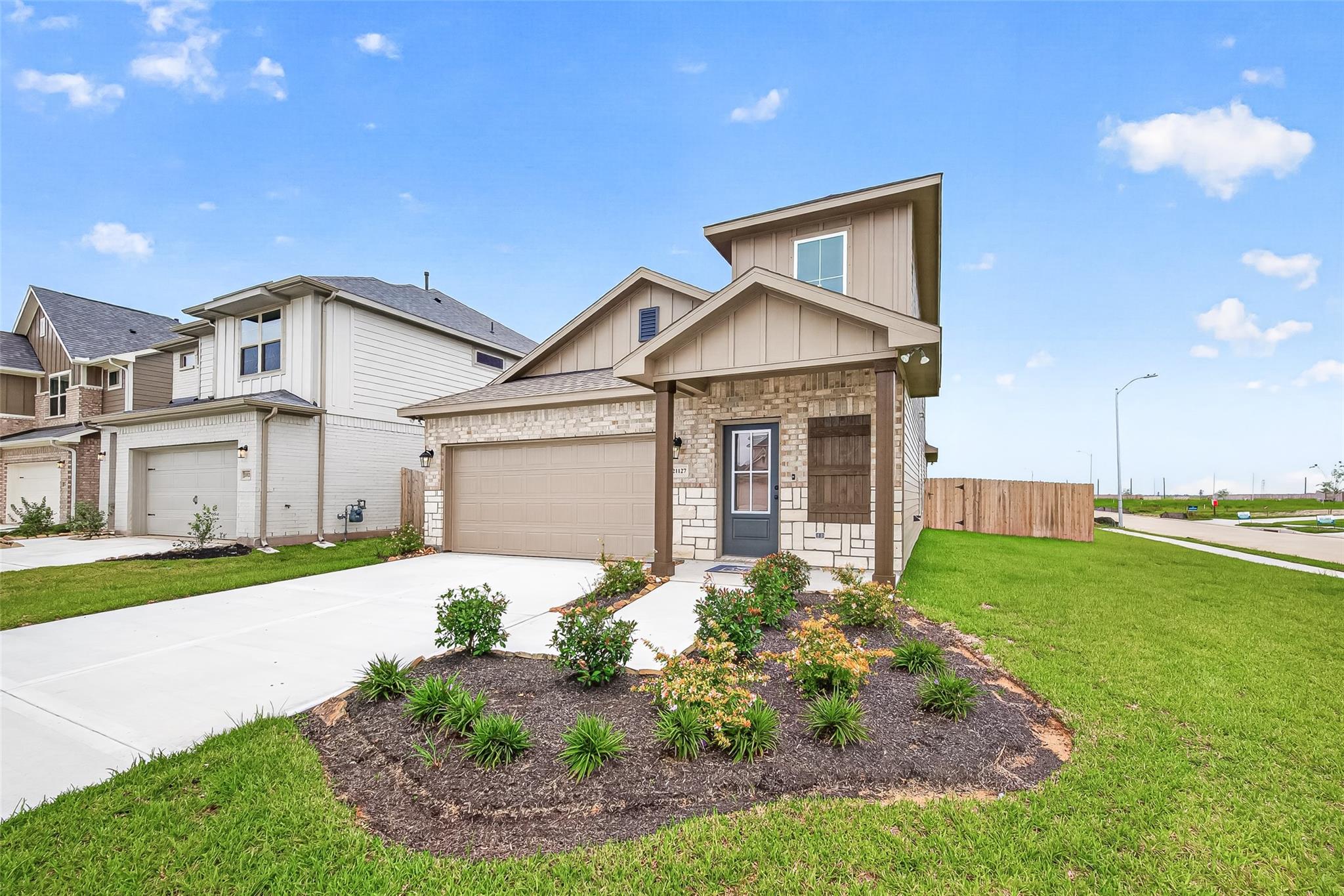 21127 Autumn Heights