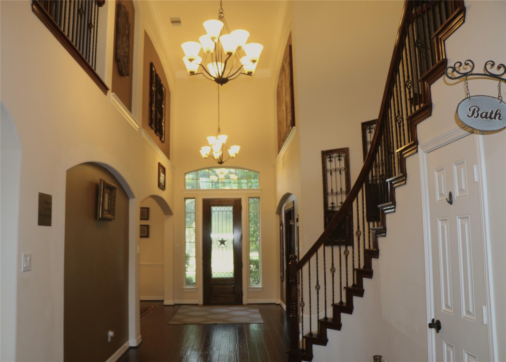 15211 Mccall Park